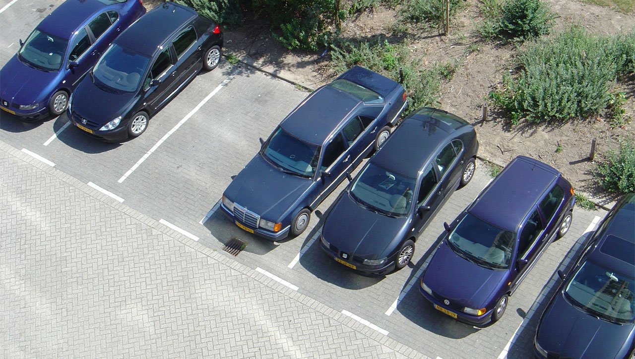 Как научиться грамотно и правильно парковаться: три простых схемы