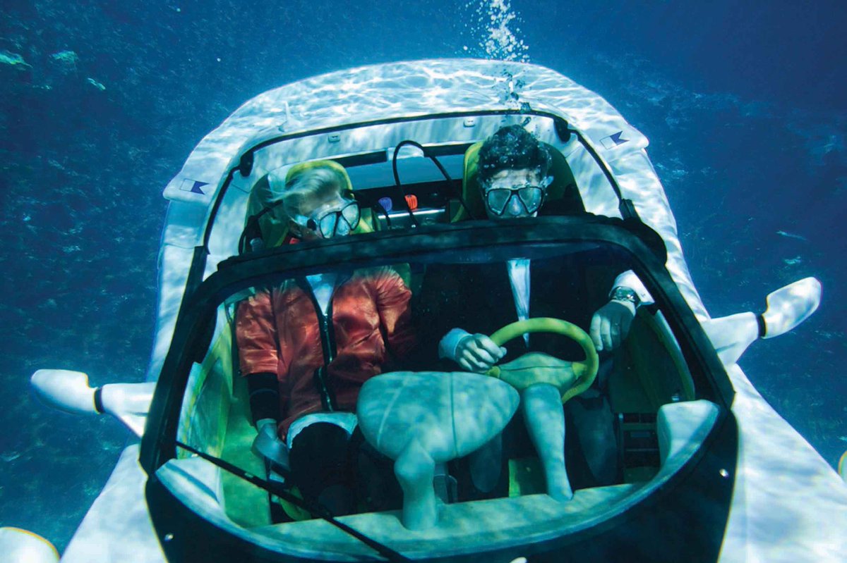 Куда и кого перевозило первое подводное такси в Австралии
